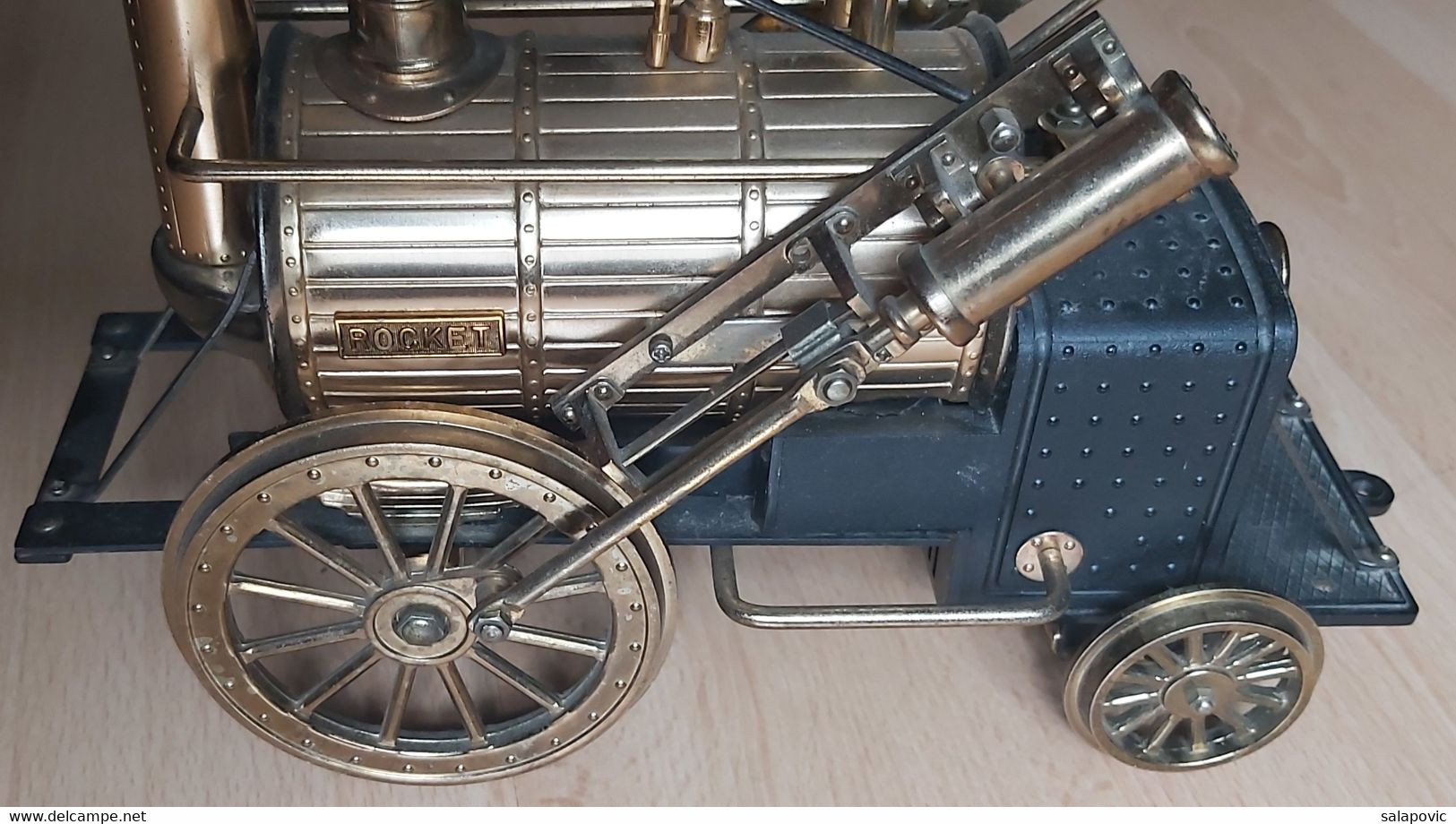 VINTAGE WACO STEPHENSON'S ROCKET STEAM ENGINE TRAIN MODEL RADIO MADE IN JAPAN - Empfänger