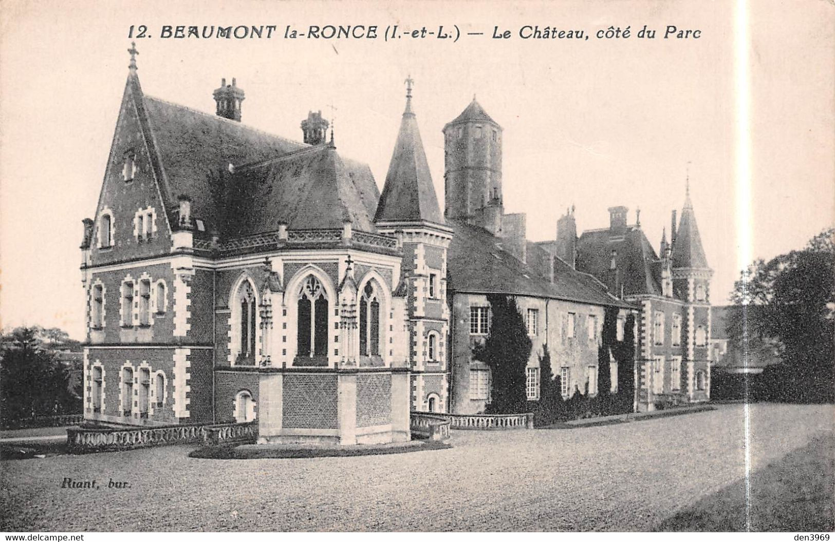 BEAUMONT-la-RONCE (Indre-et-Loire) - Le Château, Côté Du Parc - Beaumont-la-Ronce