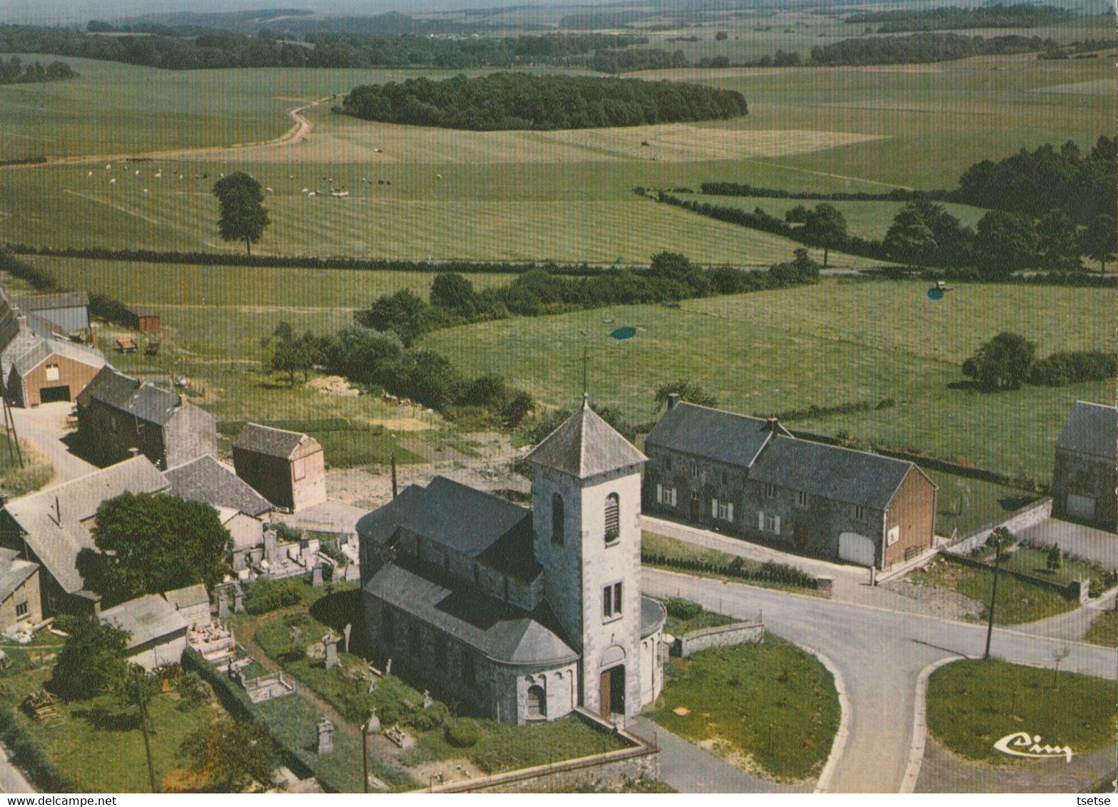 Bois Et Borsu - Eglise De Bois  - Vue Aérienne - Clavier