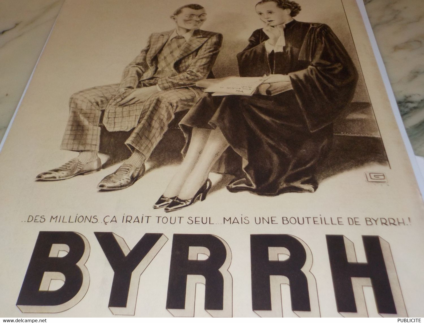 ANCIENNE PUBLICITE DEFENDU PAR AVOCATE  BYRRH 1934 - Alcools