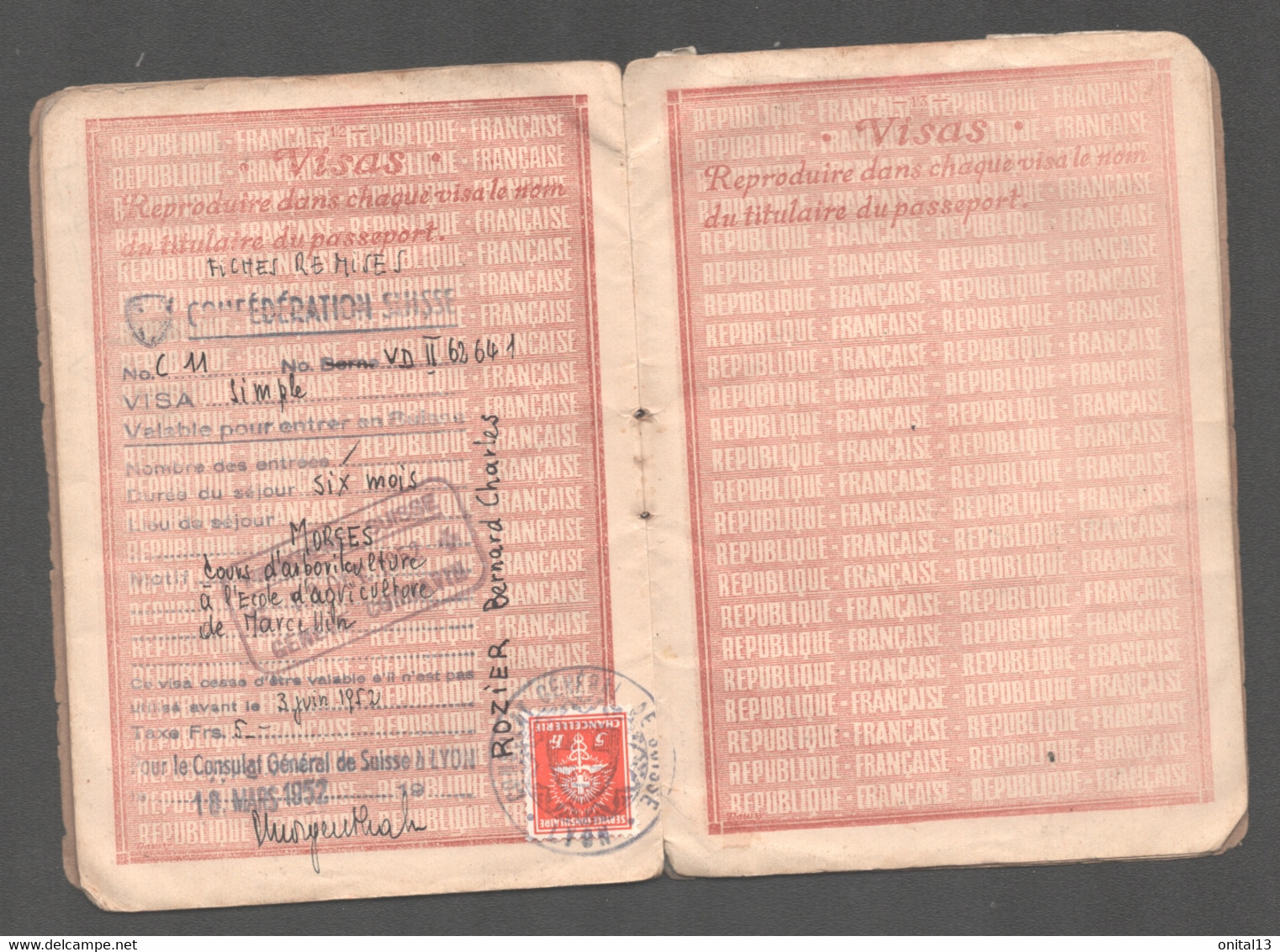 1946 PASSEPORT REPUBLIQUE FRANCAISE / TIMBRES FISCAUX   D847 - Documents Historiques