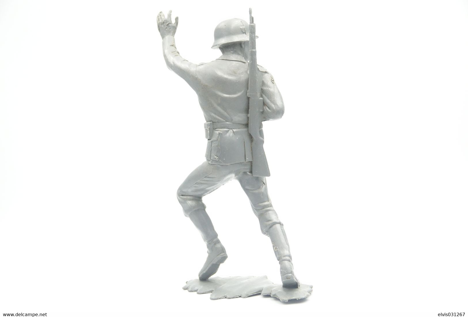 Marx (GB) Vintage 6 INCH Scale WW2 GERMAN SOLDIER Running Waving , Scale 6 Inch - Beeldjes