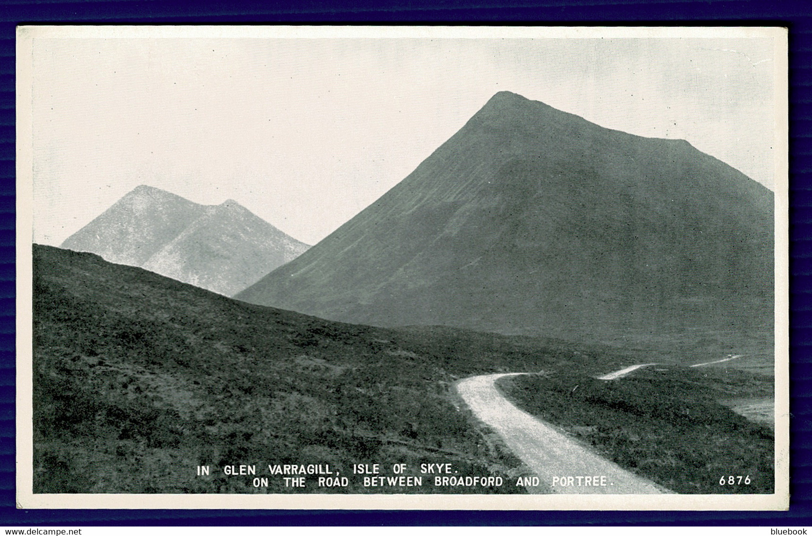 Ref 1562 - Postcard - In Glen Varagill - Between Broadford & Portree Isle Of Skye Scotland - Inverness-shire