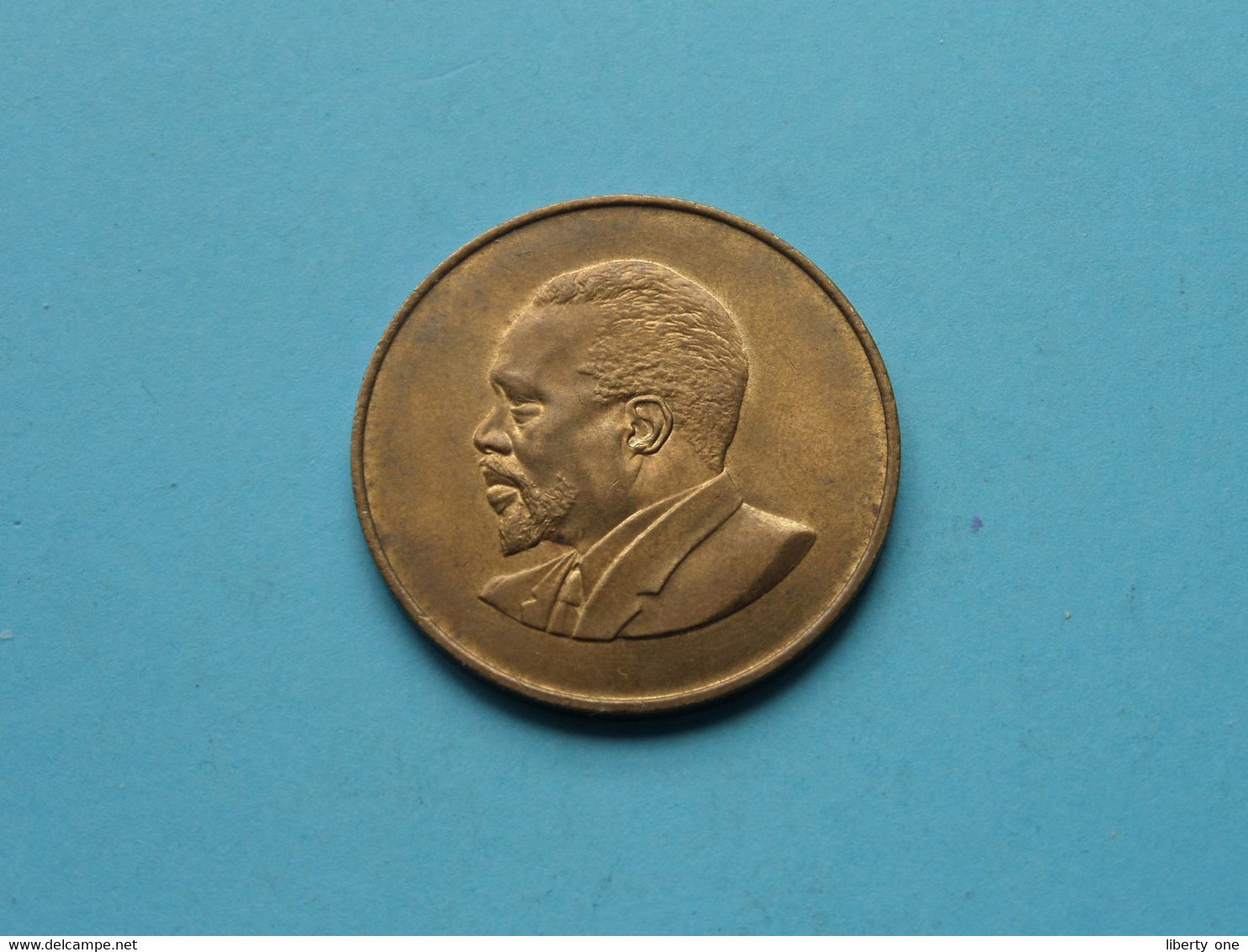 10 Cents 1968 > Kenya > KM 2 ( Uncleaned Coins / For Grade, Please See SCANS ) ! - Kenya