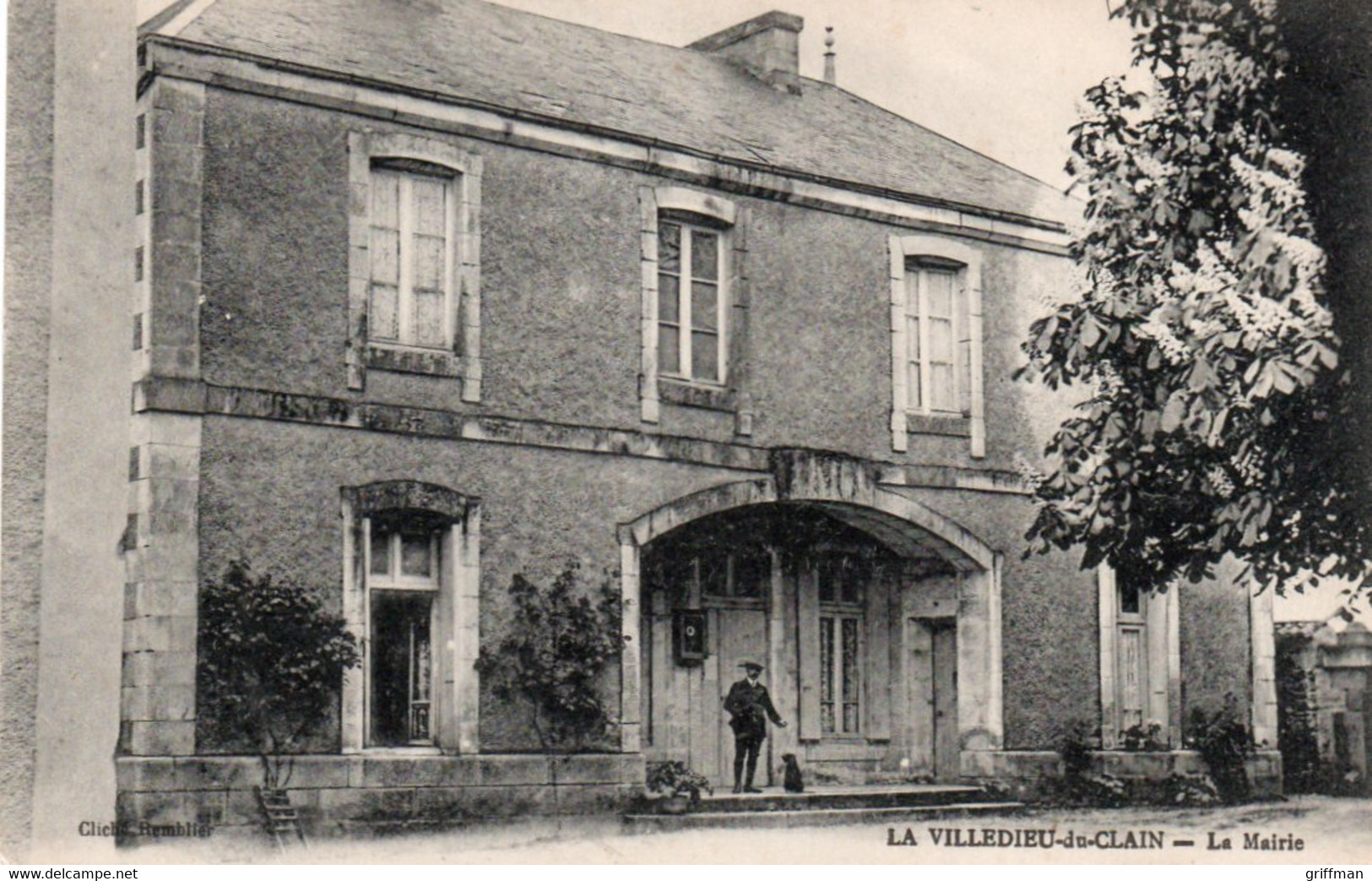 LA VILLEDIEU DU CLAIN LA MAIRIE 1923 TBE - La Villedieu Du Clain