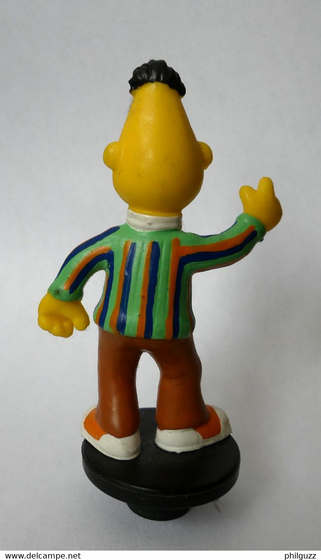 SESAME STREET - JIM HENSON FIGURINE BART - FIGURINES BULLYLAND BERT MONTE SUR EMBOUT CRAYON - Autres & Non Classés