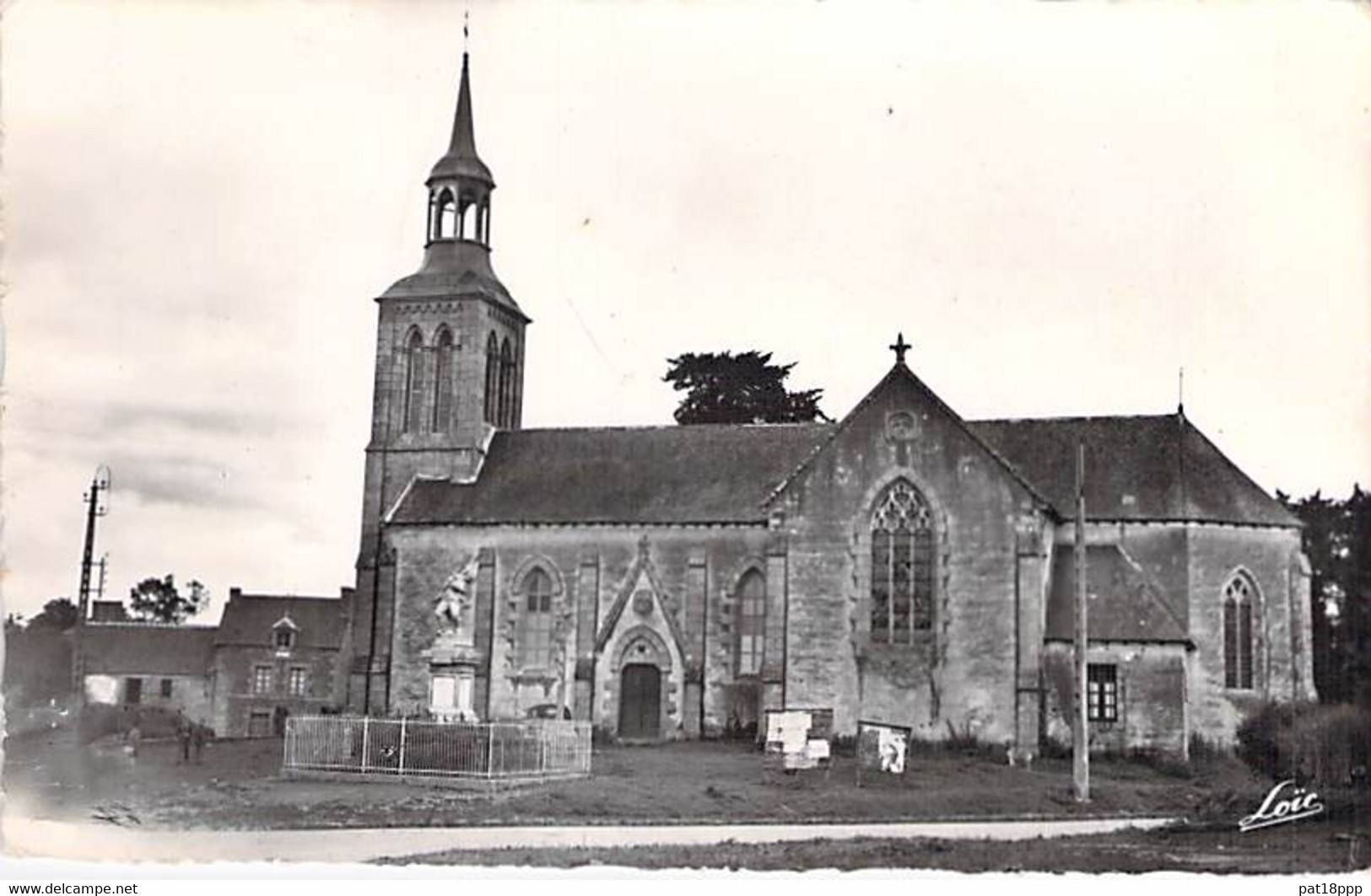 22 - MERILLAC : L'Eglise - CPSM Dentelée N/B Village Format CPA 1958 - Côtes D'Armor - Other & Unclassified