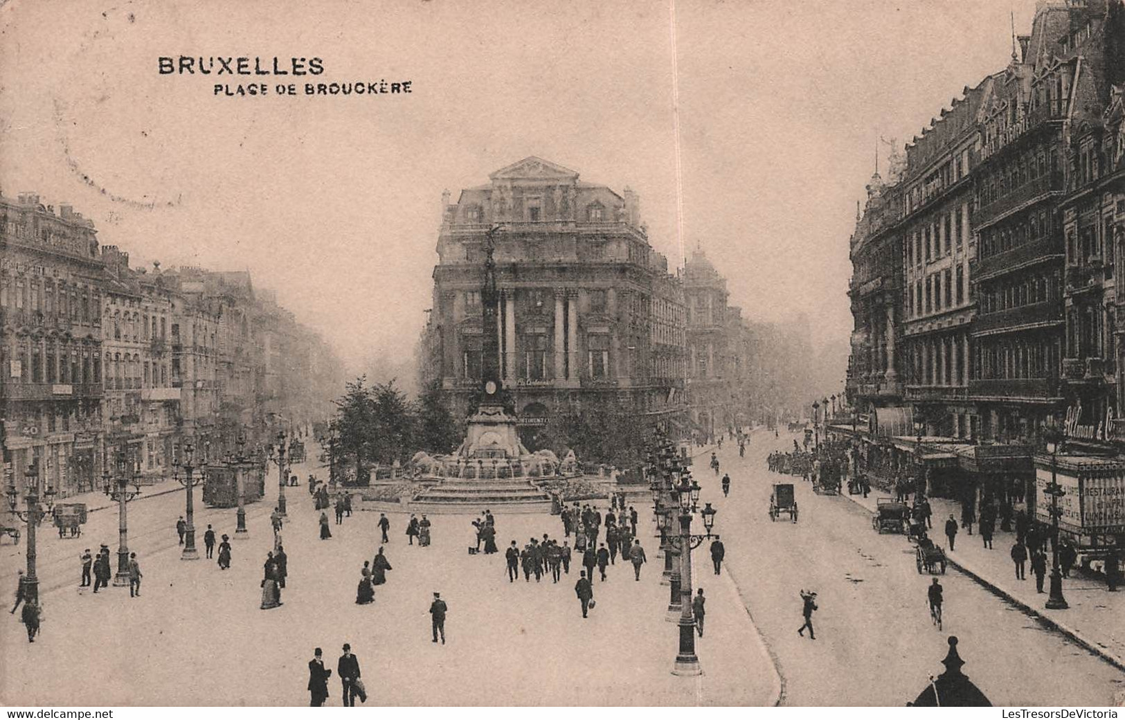 COB 135 Sur CPA Bruxelles Place De Brouckère Obliteration De Fortune Obaix Buzet - Simple Cercle XIX Siecle - Noodstempels (1919)