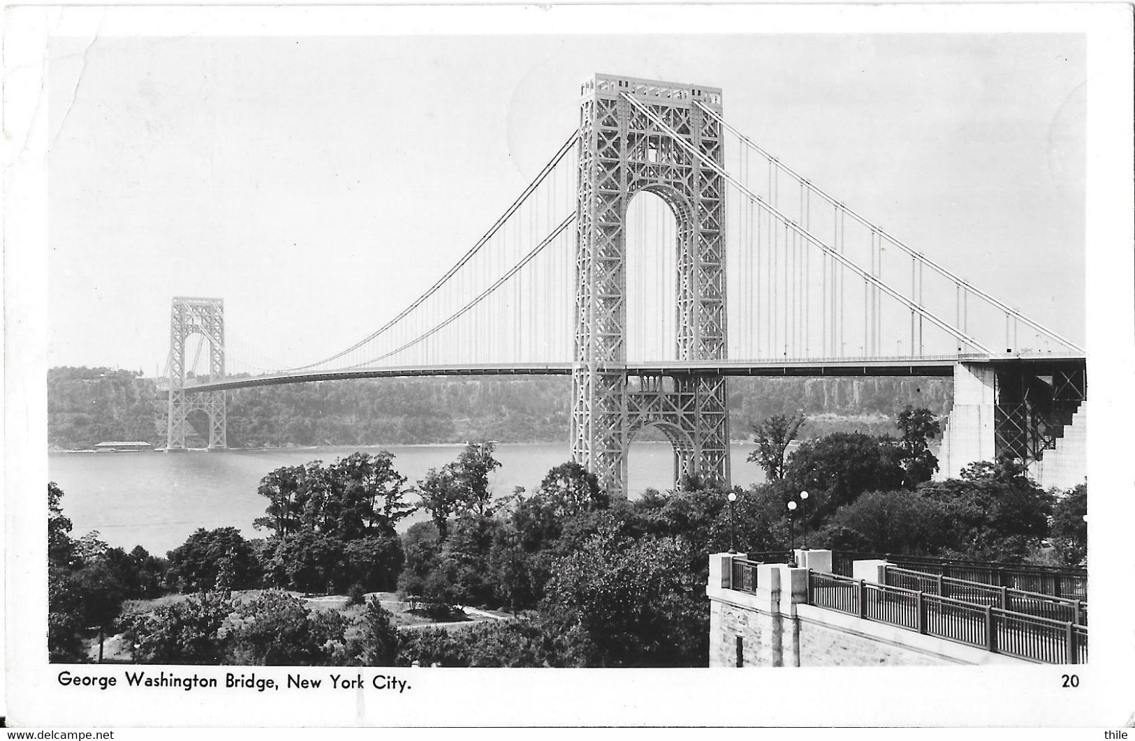 NEW YORK - George Washington Bridge - Bruggen En Tunnels