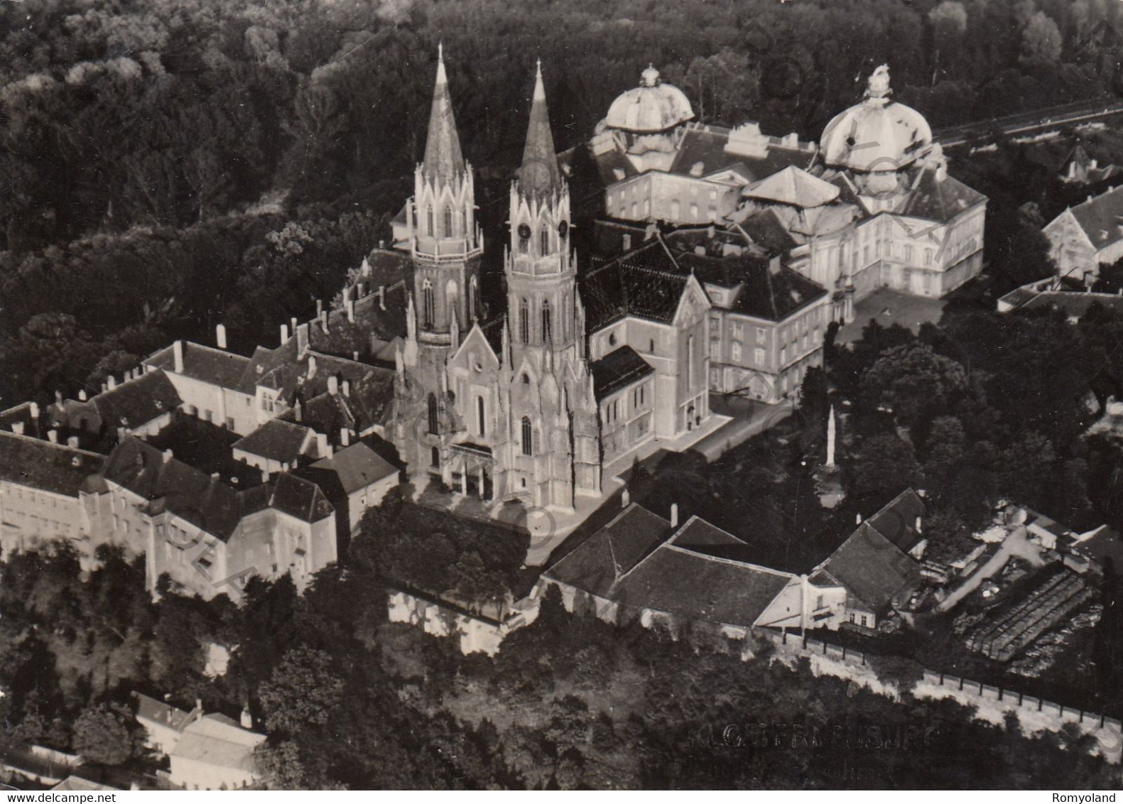 CARTOLINA  KLOSTERNEUBURG,BASSE AUSTRIA,AUSTRIA,NON VIAGGIATA - Klosterneuburg