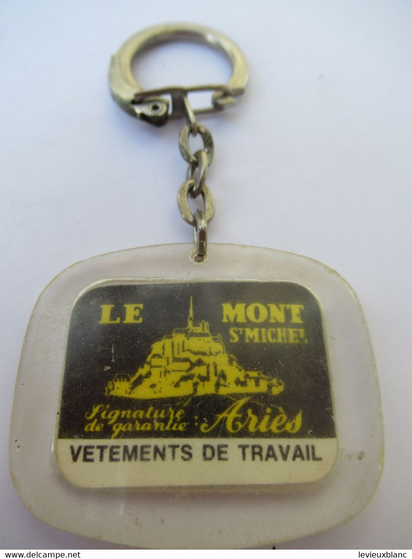 Porte-Clés Publicitaire Ancien/Vêtements De Travail/ Mont St Michel/Pezon / SAINT FLOUR Cantal /1960-1970    POC505 - Sleutelhangers