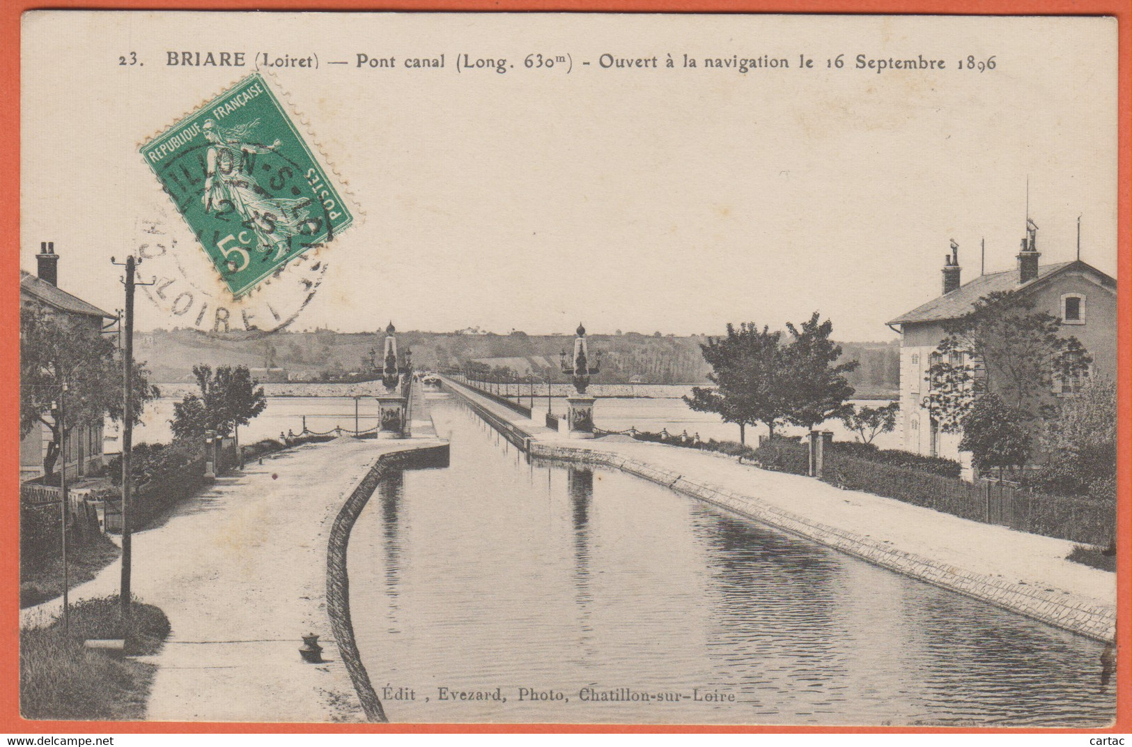 D45 -BRIARE - PONT CANAL (Long. 630m) - OUVERT À LA NAVIGATION LE 16 SEPTEMBRE 1896 - Briare