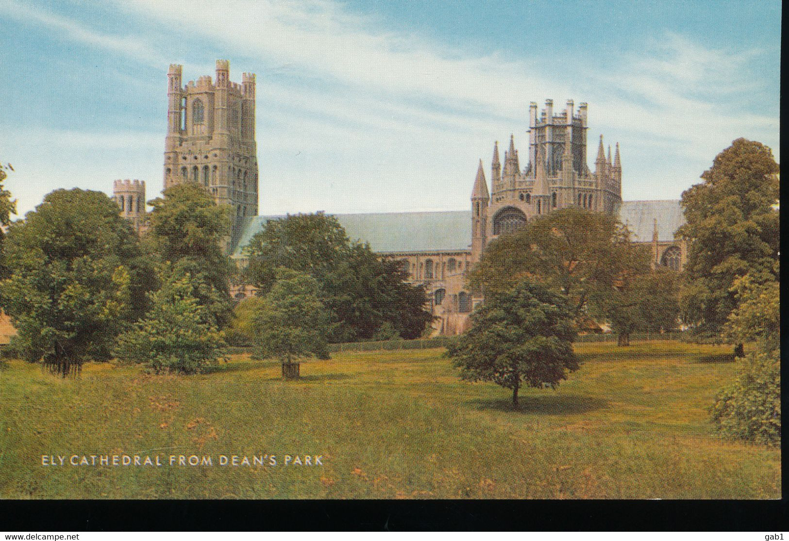 Angleterre --  Ely Cathedral From Dean's Park - Ely