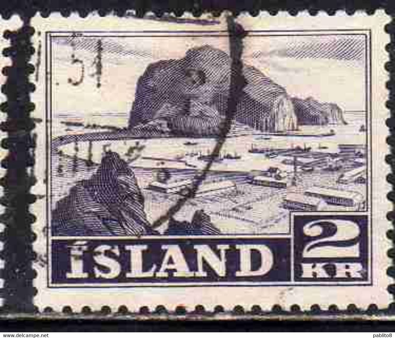 ISLANDA ICELAND ISLANDE 1950 1954 VESTMANNAEYJAR HARBOR 2k USED USATO OBLITERE' - Used Stamps