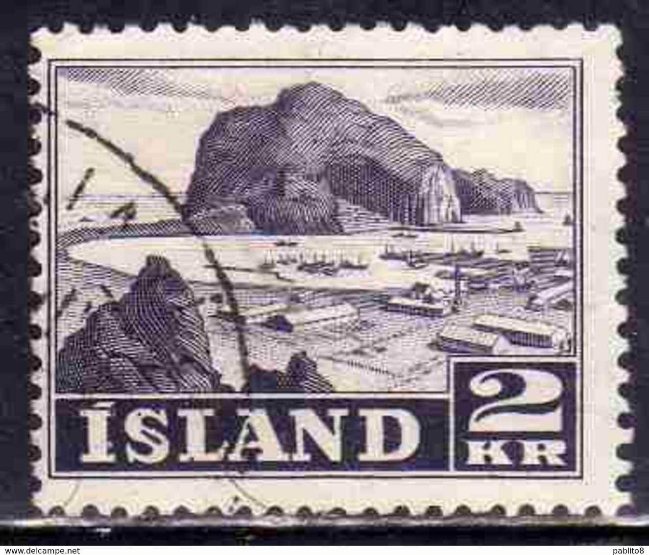 ISLANDA ICELAND ISLANDE 1950 1954 VESTMANNAEYJAR HARBOR 2k USED USATO OBLITERE' - Used Stamps