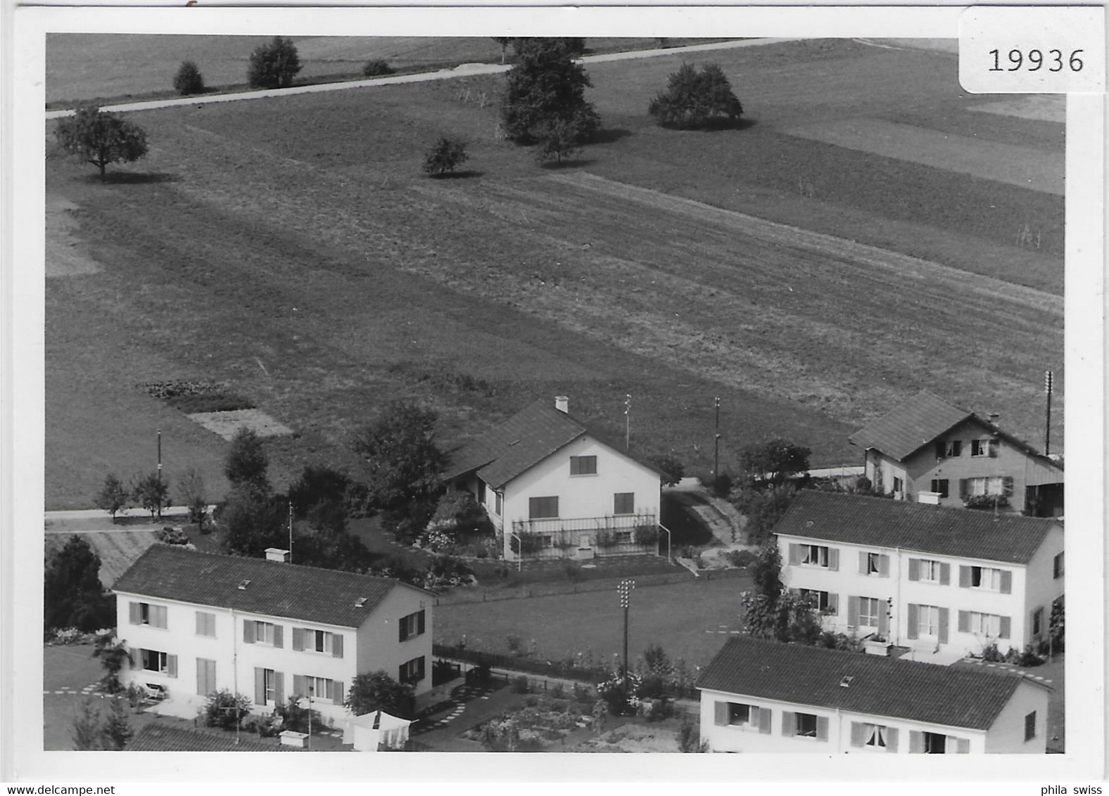 Flugaufnahme Zell ZH Stationsstrasse - Foto: 90x125mm - Zell