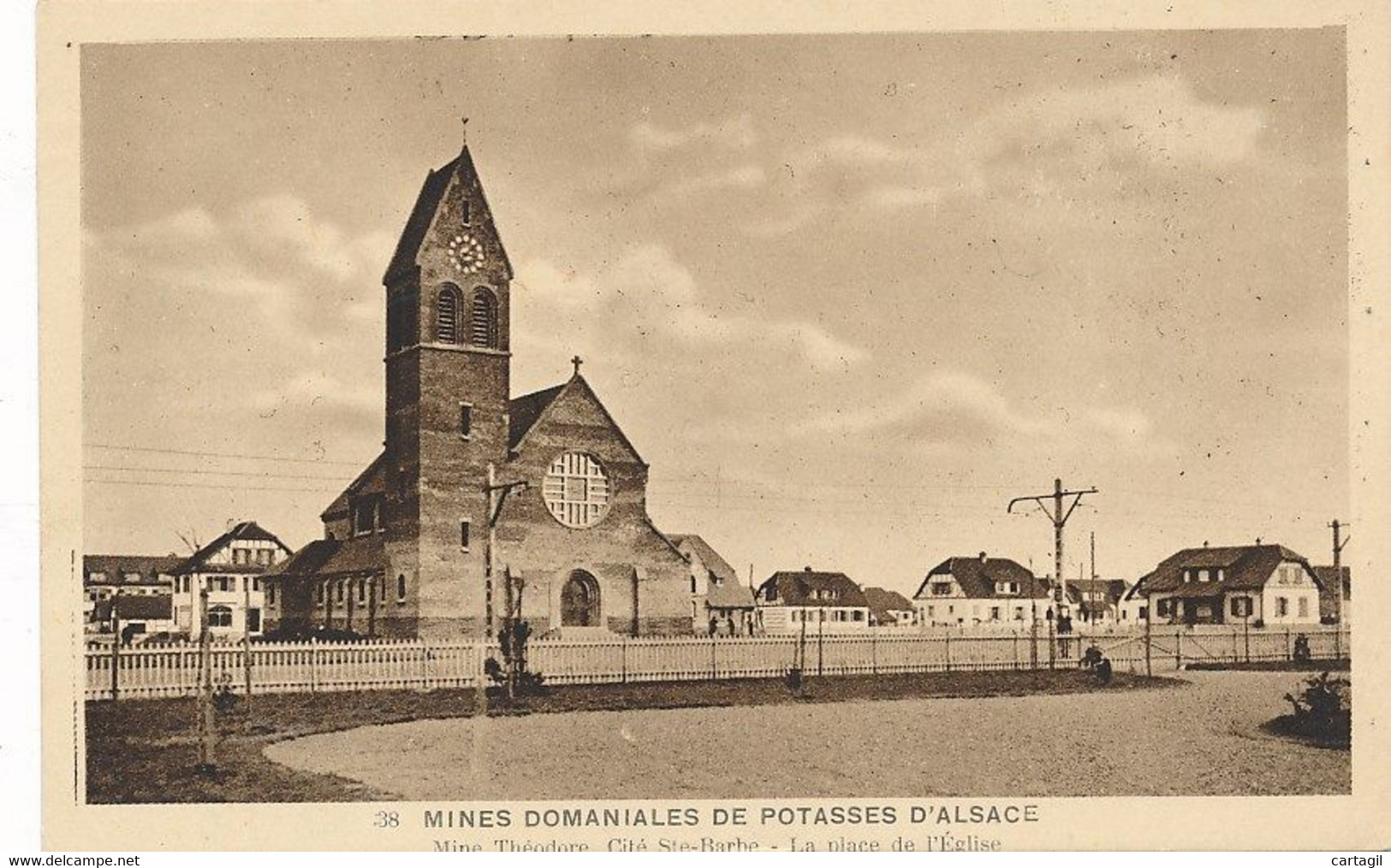 CPA -12301-68-  Wittenheim -Mine Théodore-Cité Ste Barbe-Place De  L'eglise  ( Pub Potasse D'Alsace)-Envoi Gratuit - Wittenheim