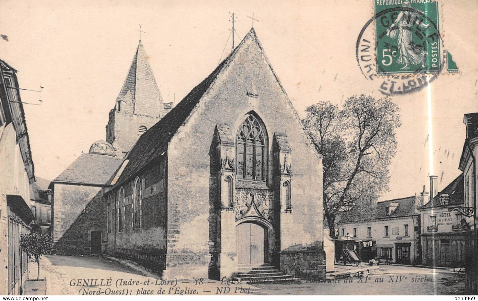 GENILLE (Indre-et-Loire) - Eglise Sainte-Eulalie (Nord-Ouest) ; Place De L'Eglise - Genillé