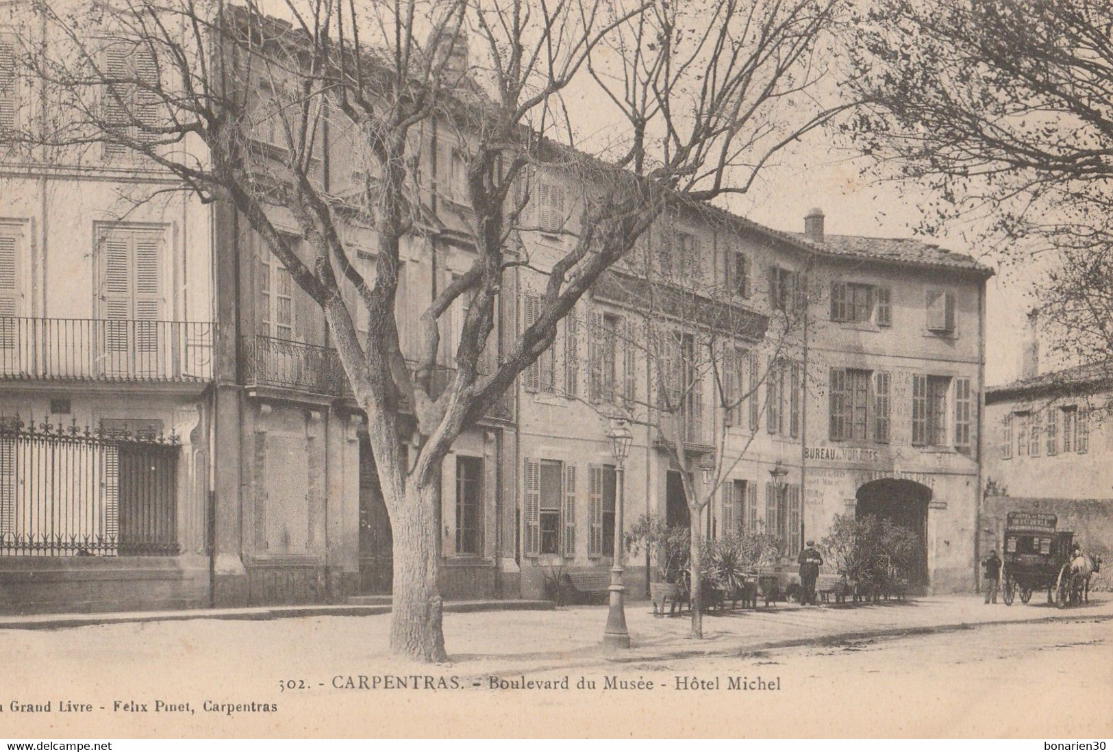 CPA 84 CARPENTRAS HOTEL MICHEL BD DU MUSEE - Cabrieres D'Aigues