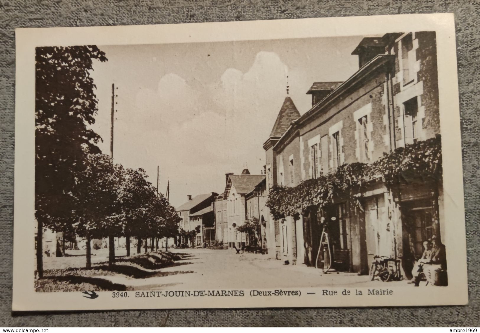 79 SAINT-JOUIN-de-MARNES / RUE DE LA MAIRIE Pompe à Essence - Saint Jouin De Marnes