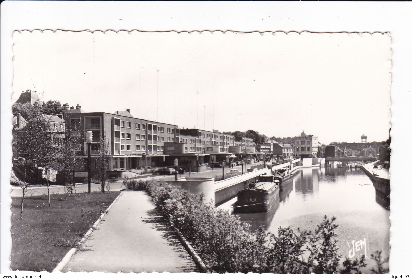 Maubeuge - Vue Sur La Sambre - Maubeuge