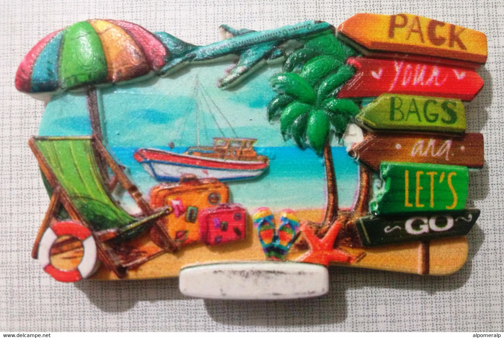 Magnet, Beach, Boat, Palm Tree 8,7 X 5,3cm - Autres & Non Classés