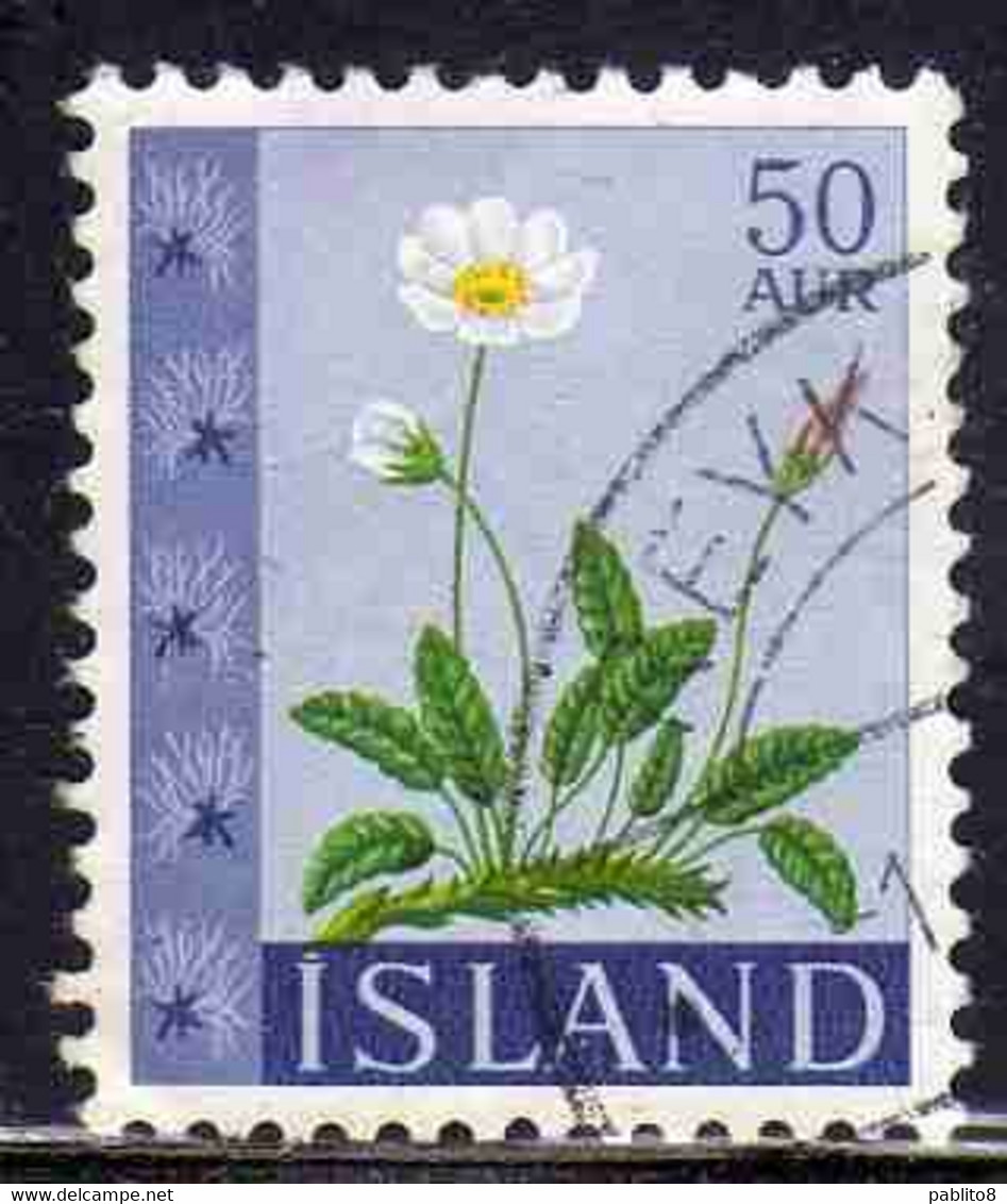 ISLANDA ICELAND ISLANDE ISLAND 1960 1962 FLORA FLOWERS IN NATURAL COLORS 50a USED USATO OBLITERE' - Gebraucht