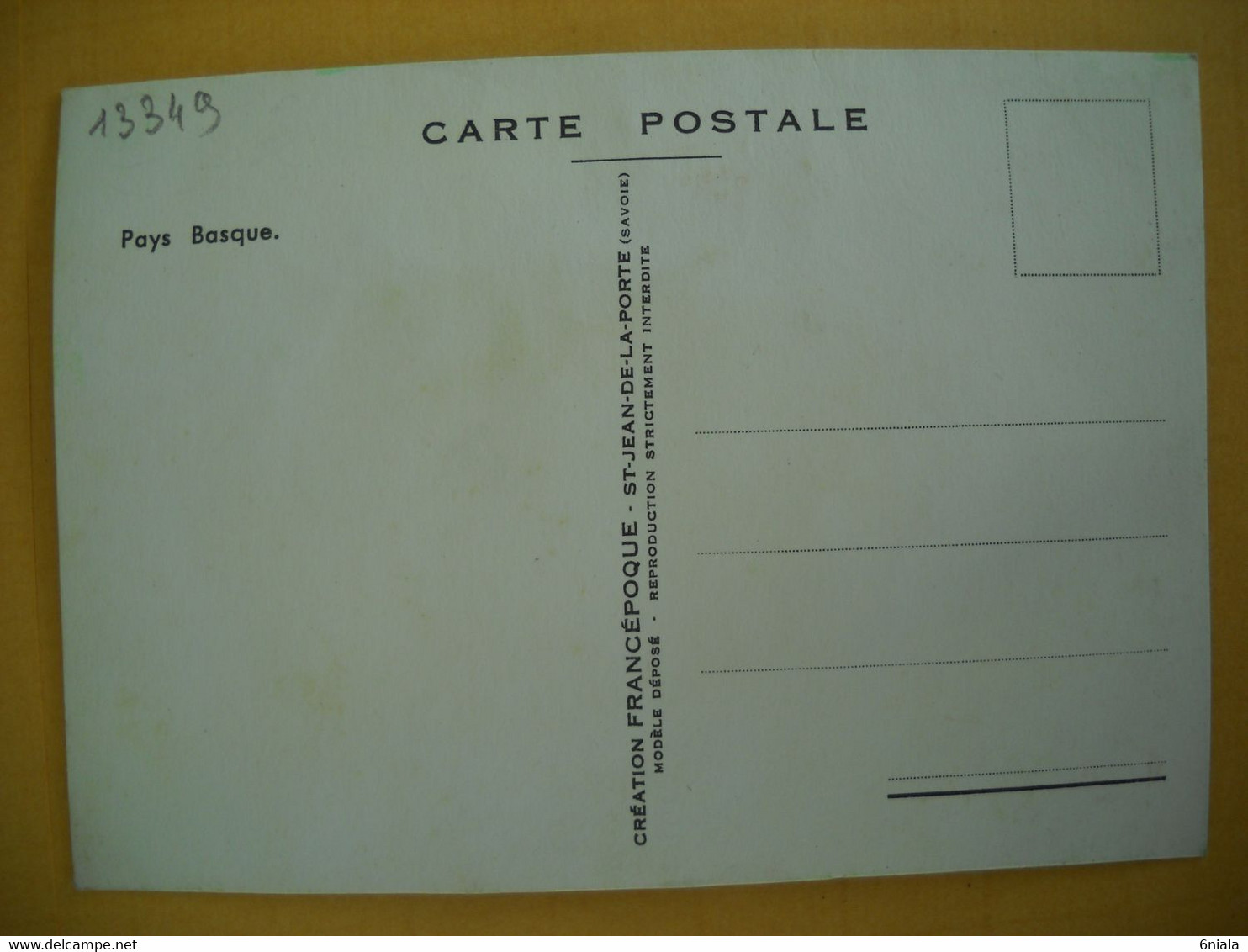 CARTE FANTAISIE  Brodée Tissus Jeune Femme   Région Pays Basque  Pelote Fronton   (recto-verso) - Ricamate