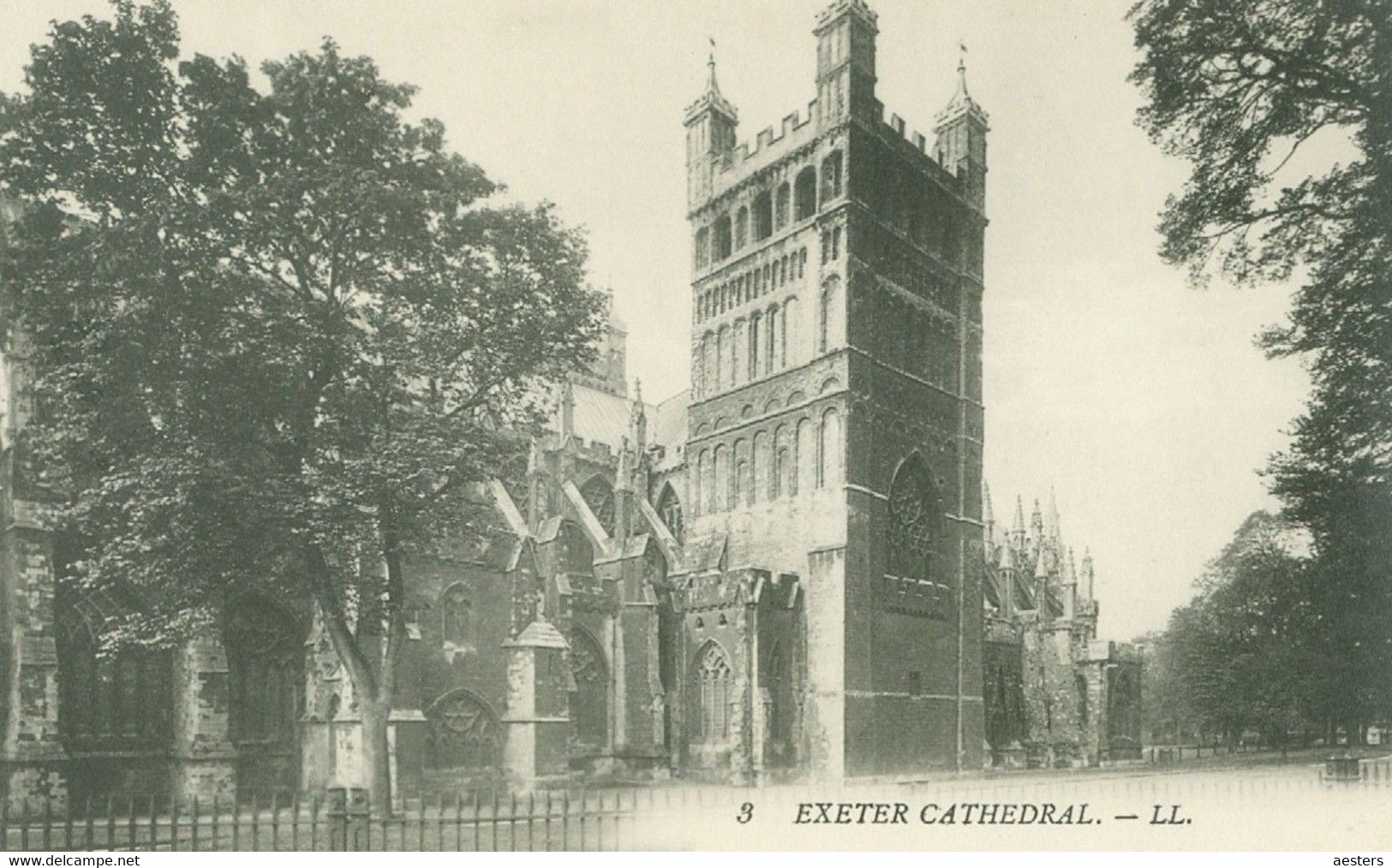 Exeter; Cathedral - Not Circulated. (Levy & Fils - Paris) - Exeter