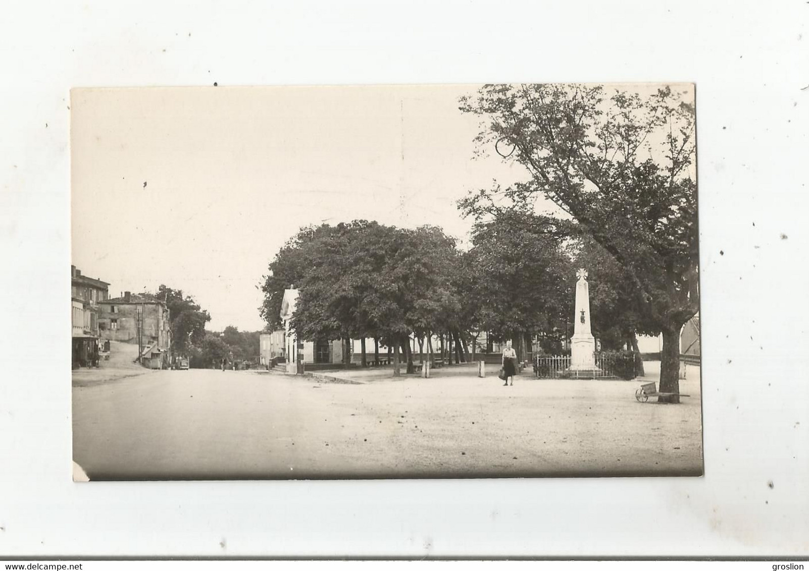 PUYLAURENS (TARN) CARTE PHOTO PROMENADES DU RAVELIN (MONUMENT AUX MORTS) - Puylaurens