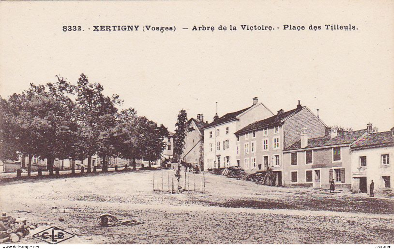 Cpa-88- Xertigny - Place Des Tilleuls -edi C.L.B. N°8332 - Xertigny