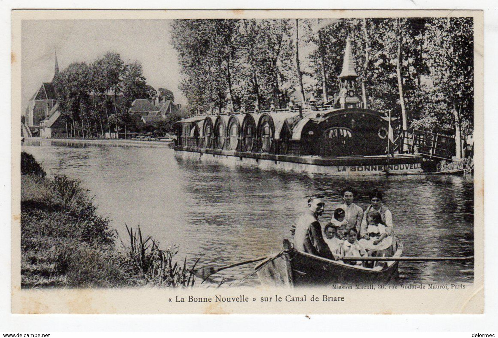 CPA Briare 45 Loiret Péniche évangéliste La Bonne Nouvelle Sur Le Canal Barque Enfants Famille éditeur Mission Macall - Briare