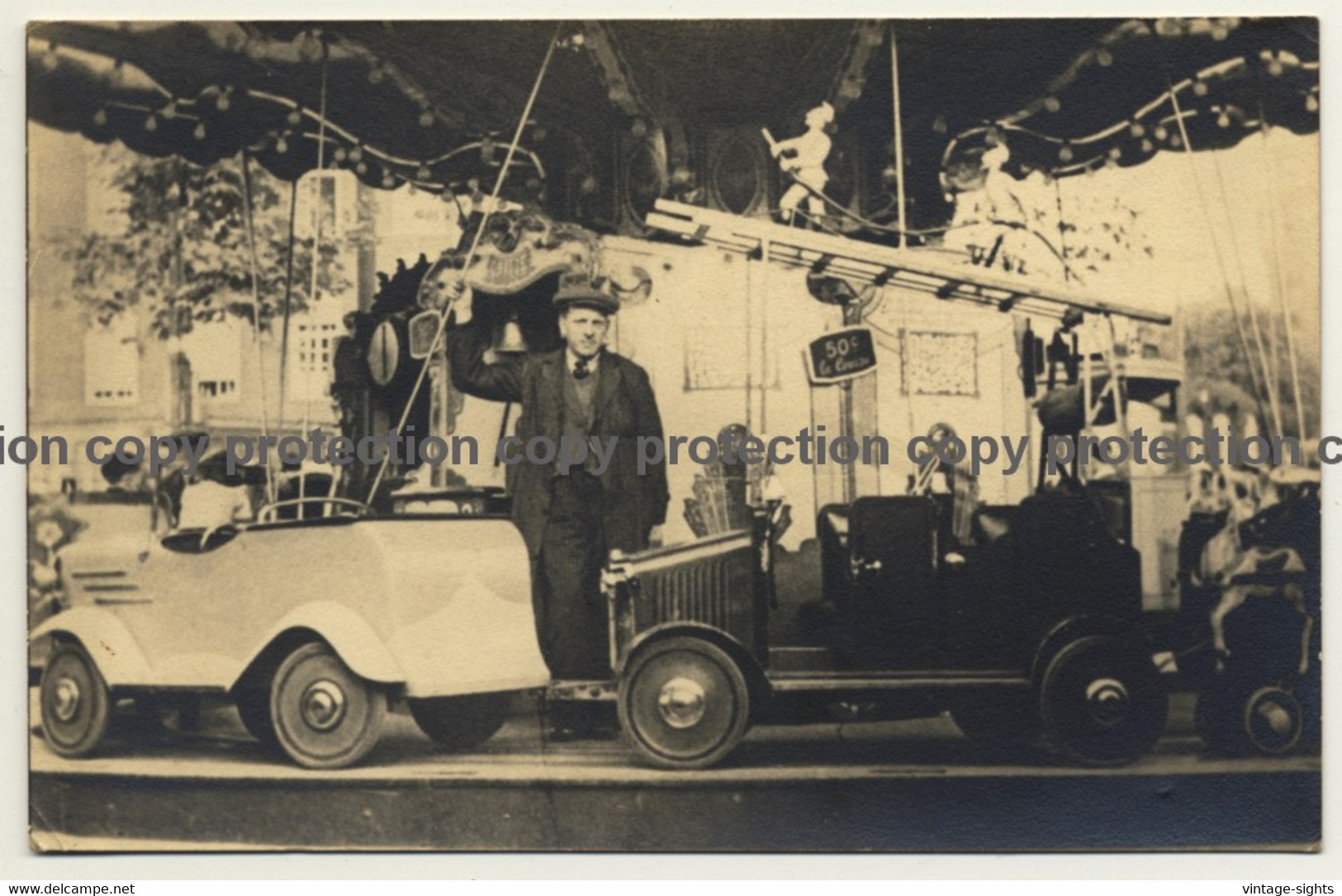 Showman And His Carousel / Funfair - Ride (Vintage RPPC Belgium ~1920s/1930s) - Kermissen