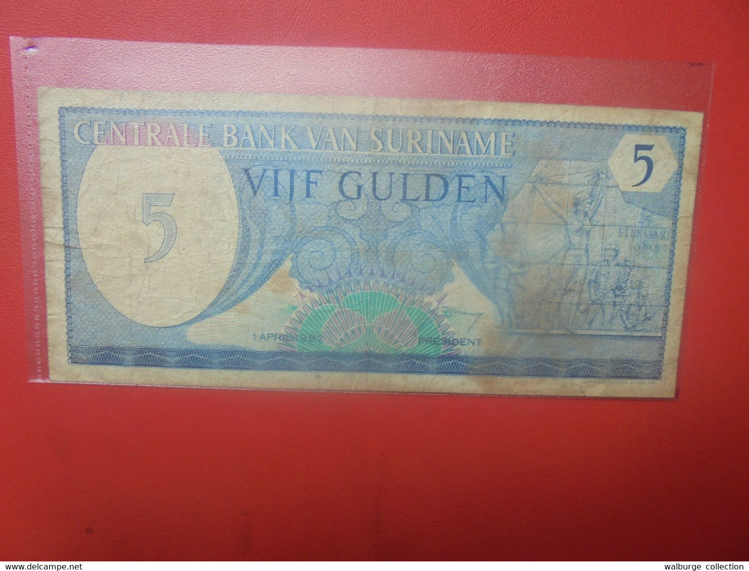 SURINAME 5 GULDEN 1982 Circuler (L.10) - Nueva Guinea Neerlandesa