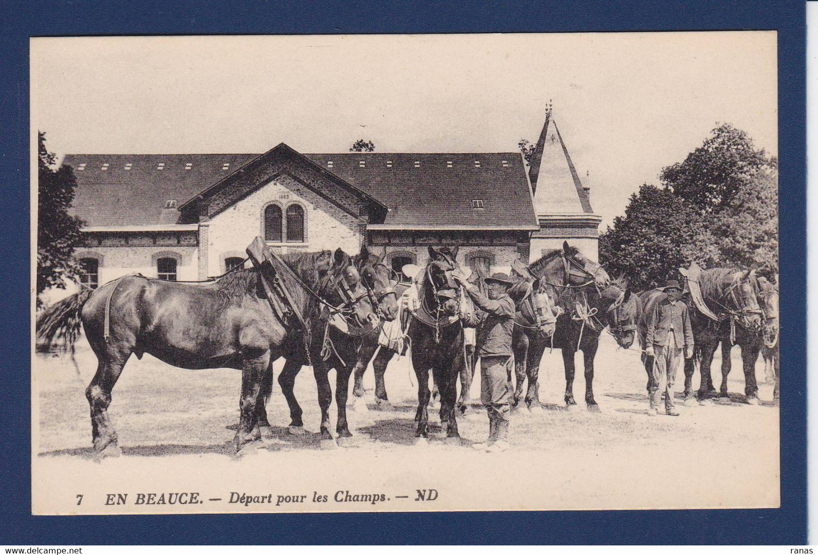 CPA En Beauce N° 7 Métier Non Circulé - Autres & Non Classés