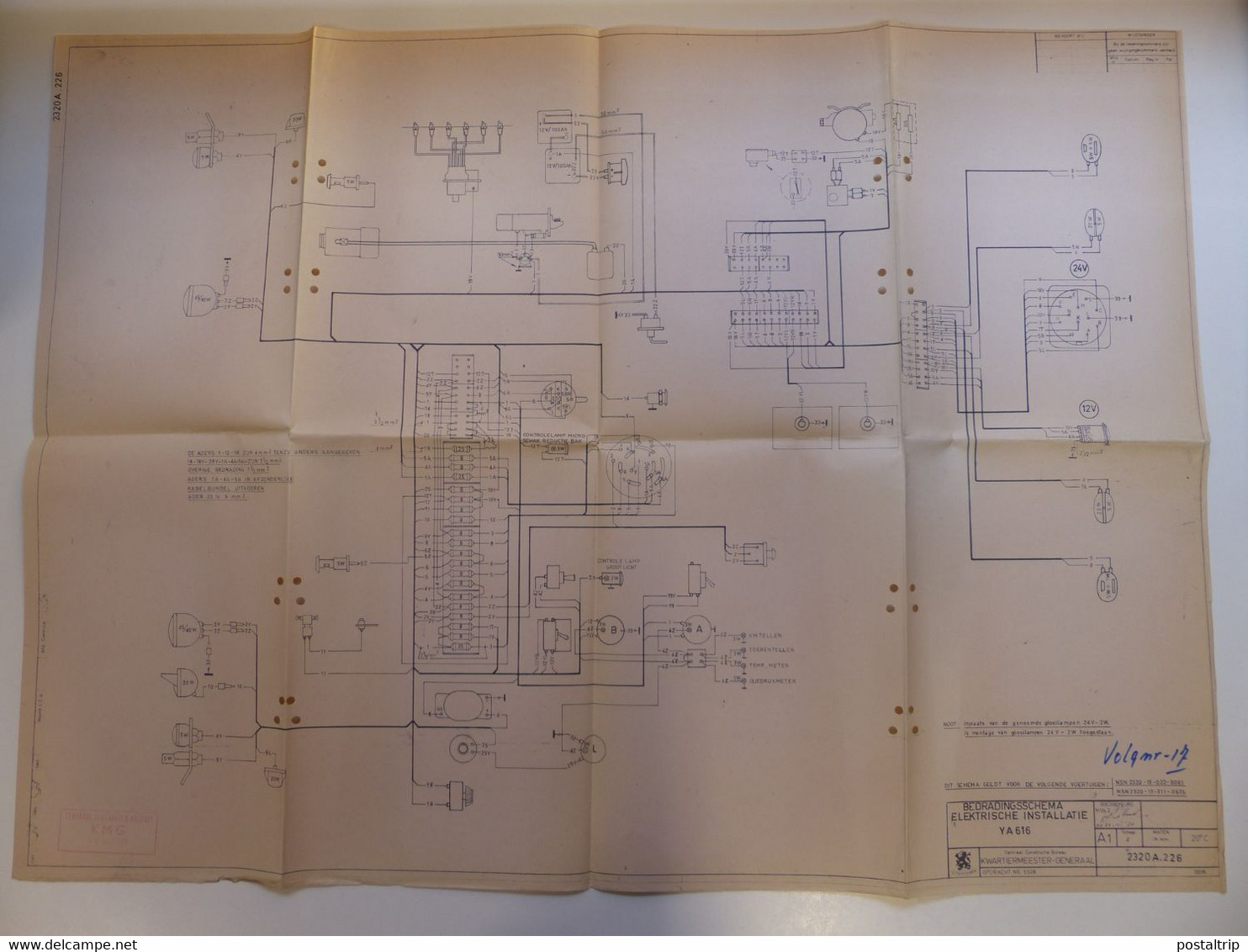 HUEGE LOT (+-35 PRINTS) Lot Technical Drawings Of Military Vehicles And Electric Circuits, Including 'Fahrschulpanzer' - Andere Plannen