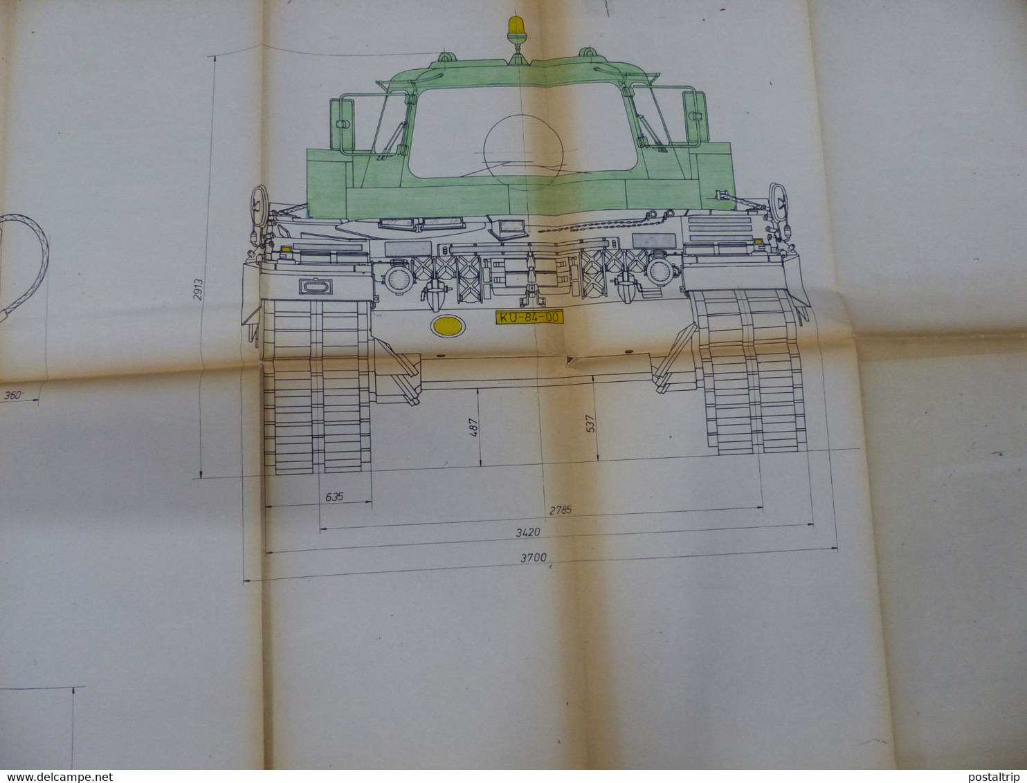 HUEGE LOT (+-35 PRINTS) lot technical drawings of military vehicles and electric circuits, including 'Fahrschulpanzer'