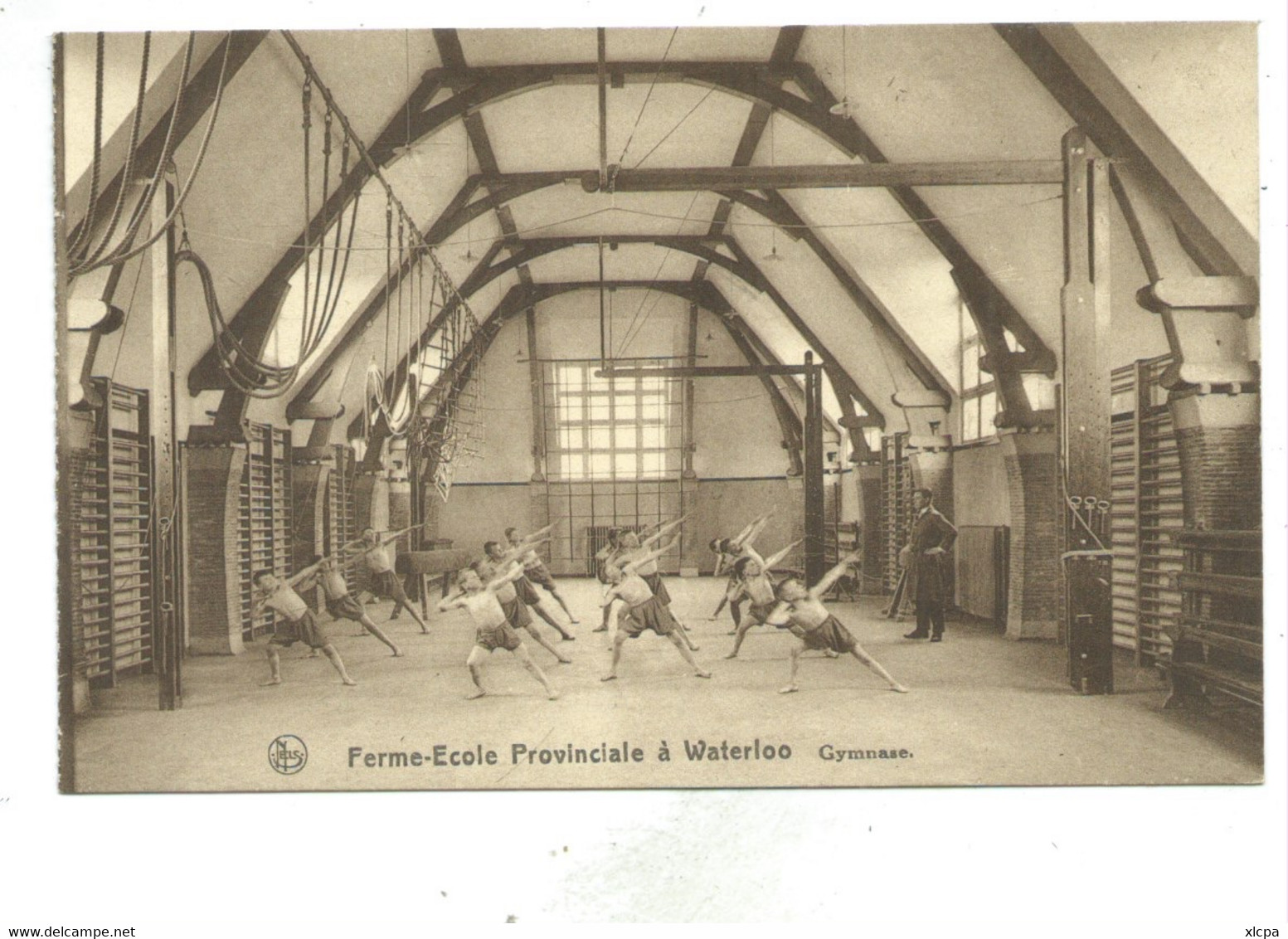 Waterloo Ferme Ecole Provinciale Gymnase - Mont-Saint-Guibert