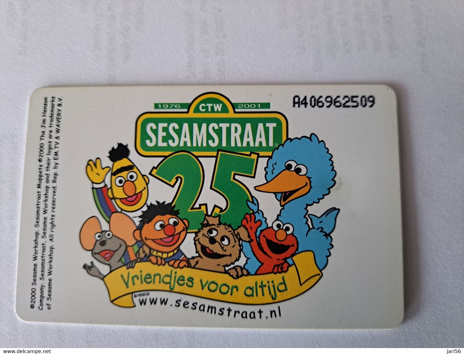 NETHERLANDS CHIPCARD  HFL 10,00  COMIC / SESAMSTRAAT/ SESAMI STREET /BERT/ERNIE /25 YEARS   /  Used Card  ** 11085 ** - Public