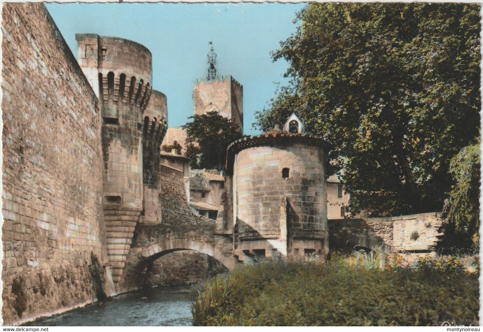 Vaucluse : PERNES  Les  Fontaines : Les  Remparts   1965 - Pernes Les Fontaines