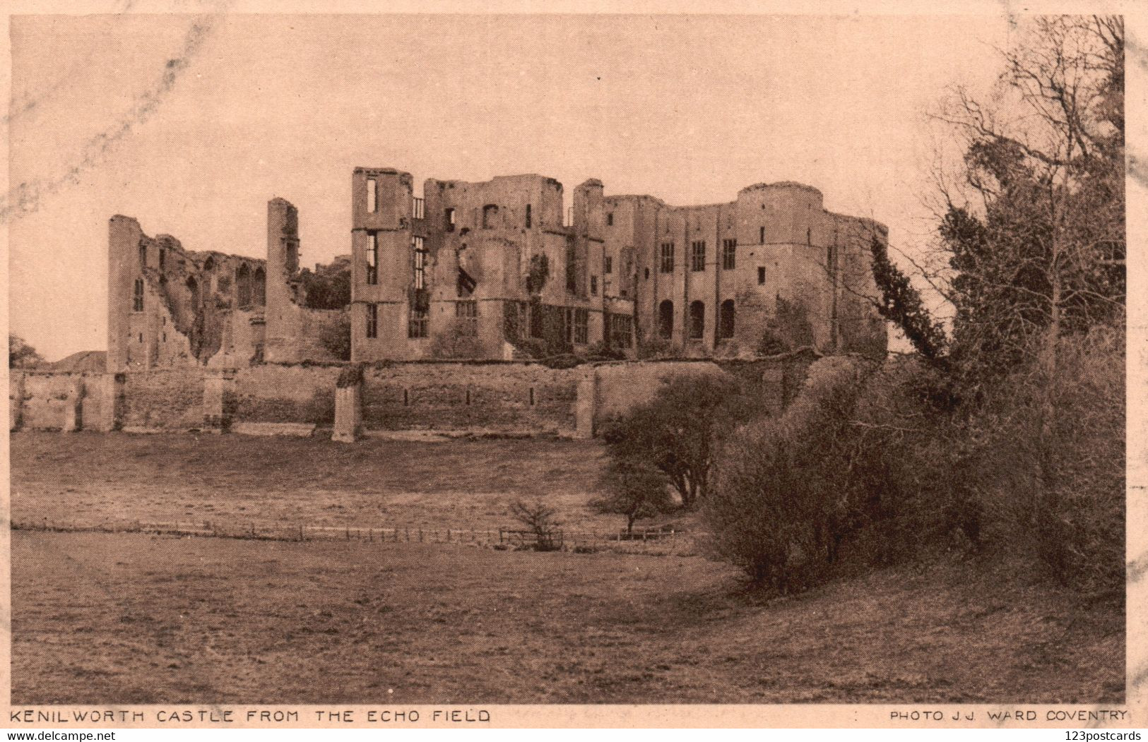 UK - Kenilworth Castle - From The Echo Field - Coventry