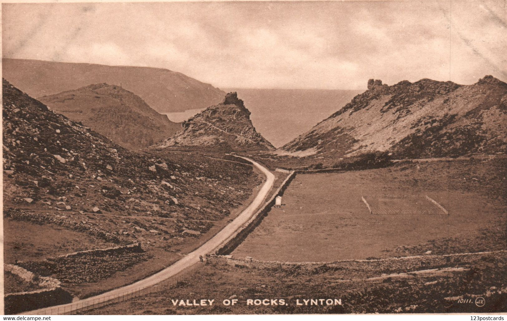 UK - Lynton - Valley Of Rocks - RARE In This Edition! - Lynmouth & Lynton