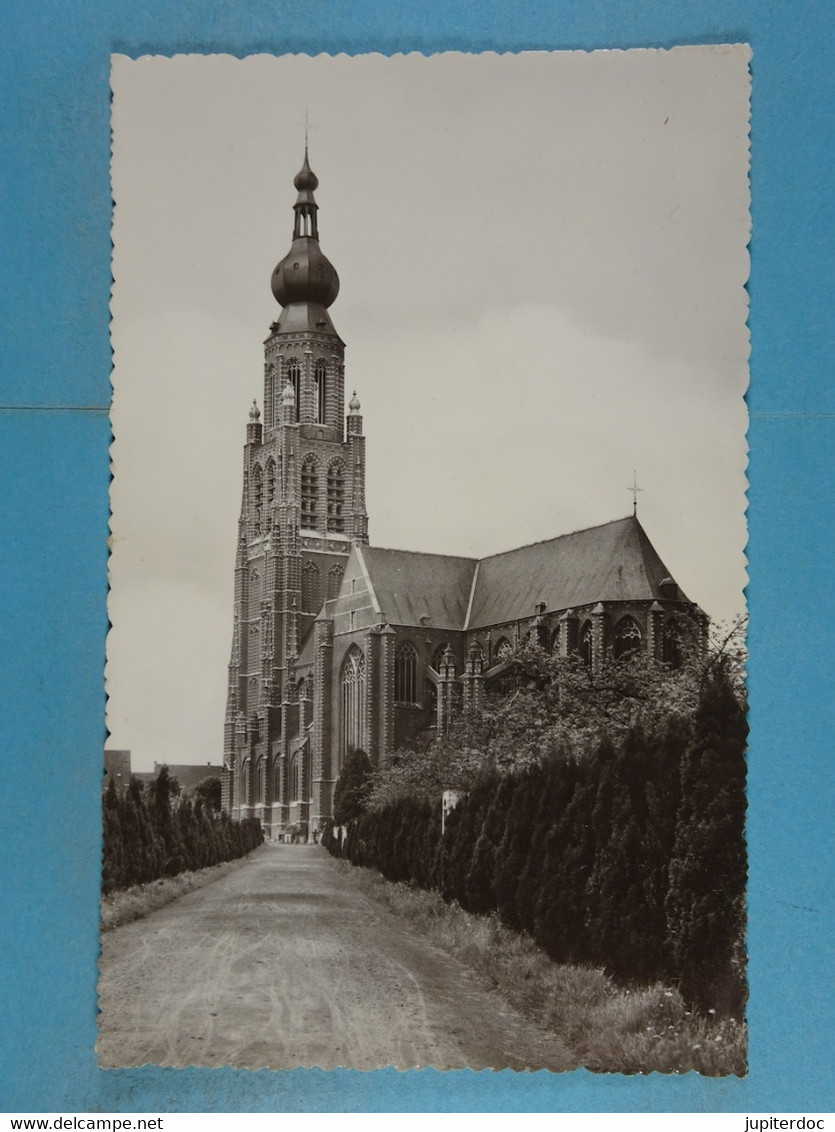 Hoogstraten Kerk En Toren Met Kruiswegdreef - Hoogstraten