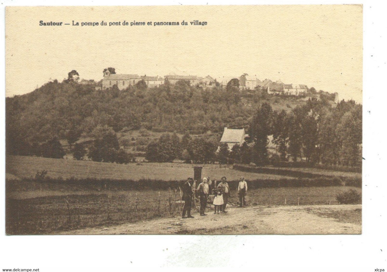 Sautour - La Pompe Du Pont De Pierre Et Panorama Du Village. ( Philippeville ) - Philippeville