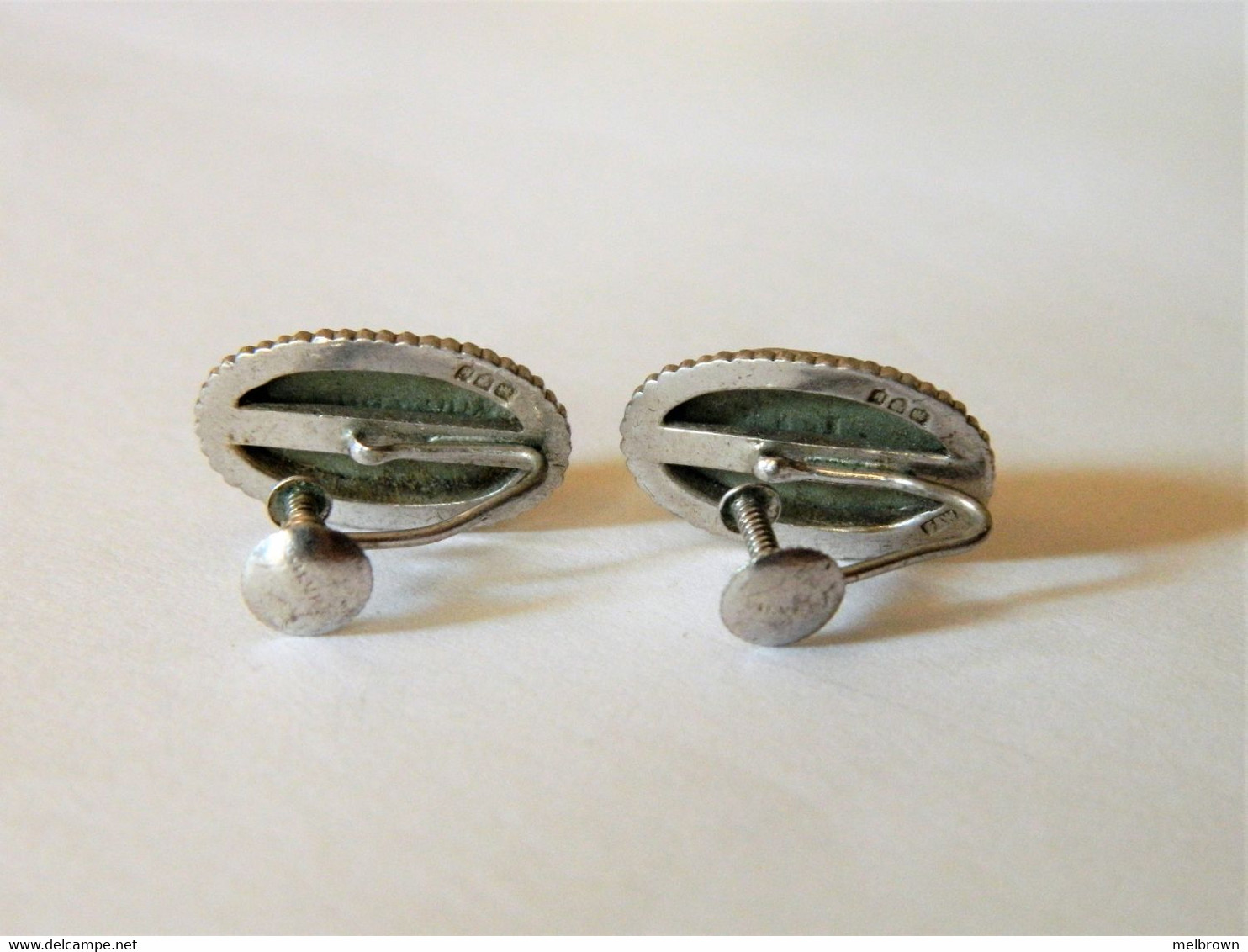 WEDGWOOD And Silver Vintage Green Diana And Stag Screw Clip Earrings - Wedgwood