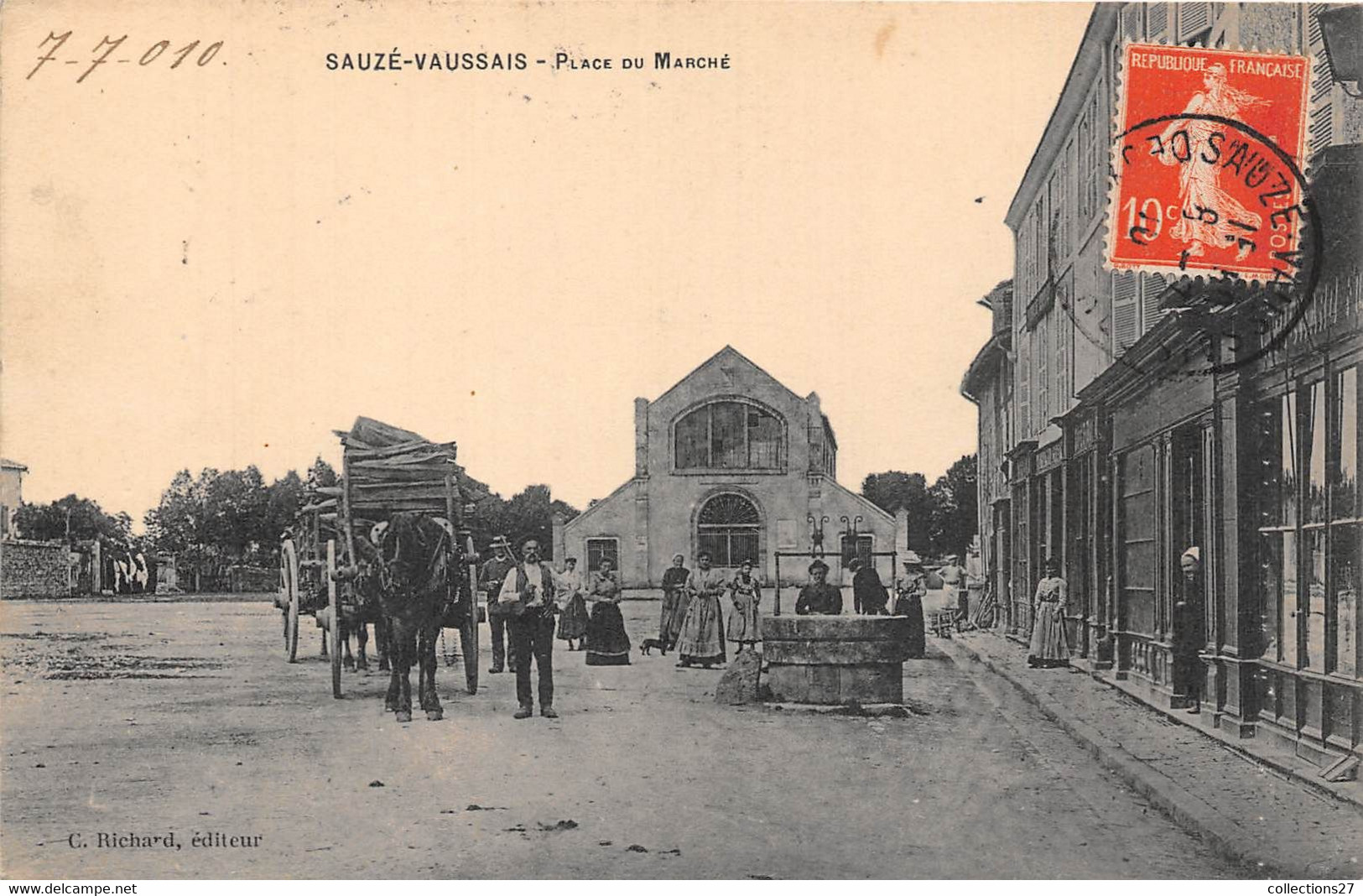 79-SAUZE-VAUSSAIS- PLACE DU MARCHE - Sauze Vaussais