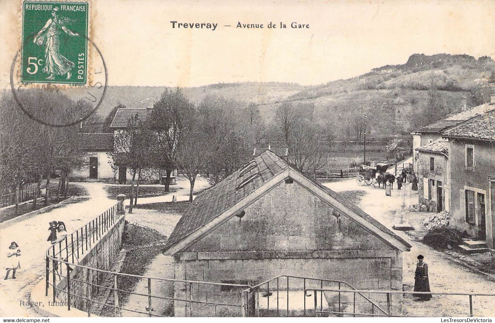 CPA France - Treveray - Avenue De La Gare - Animée - Calèche - Attelage -Enfants - Chevaux - Oblitéré Vavincourt 1914 - Other & Unclassified