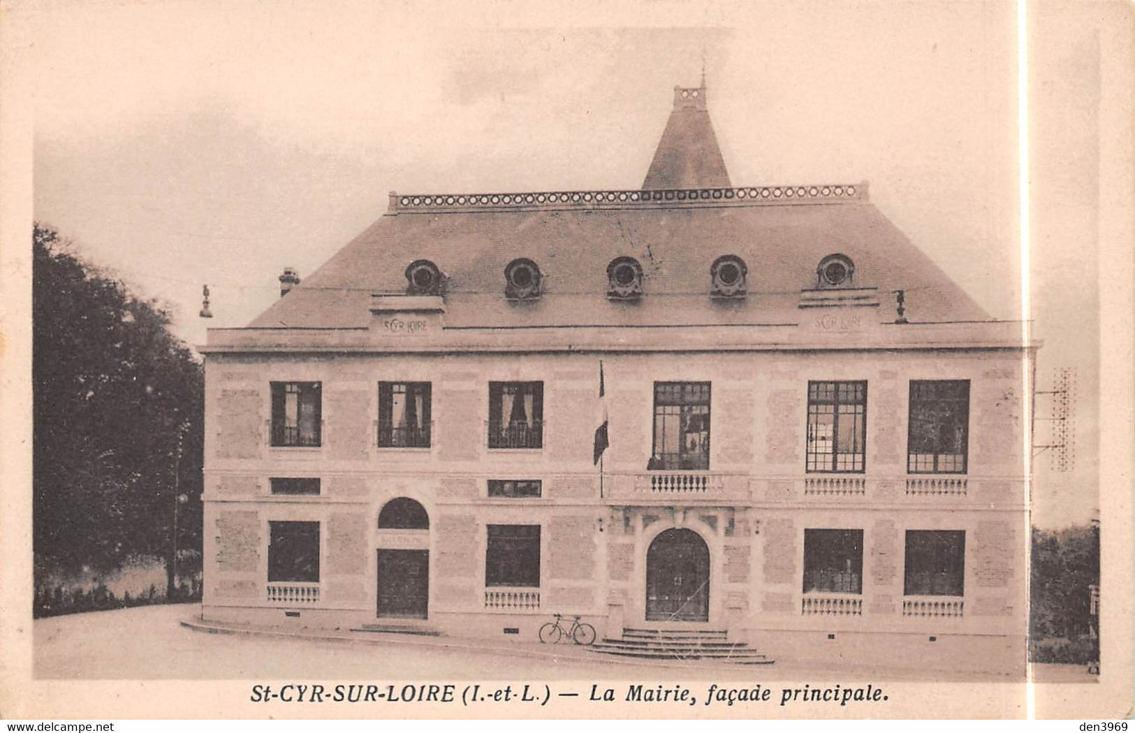 SAINT-CYR-sur-LOIRE (Indre-et-Loire) - La Mairie, Façade Principale - Saint-Cyr-sur-Loire