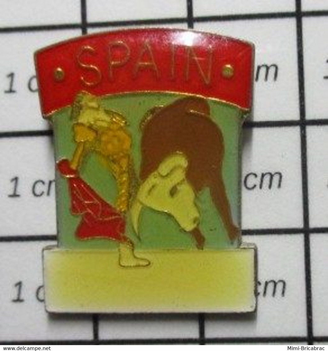 510f Pin's Pins : Rare Et Belle Qualité : SPORTS / VACHE TAUREAU CORRIDA TAUROMACHIE BANDERILLES ESPAGNE SPAIN - Stierkampf