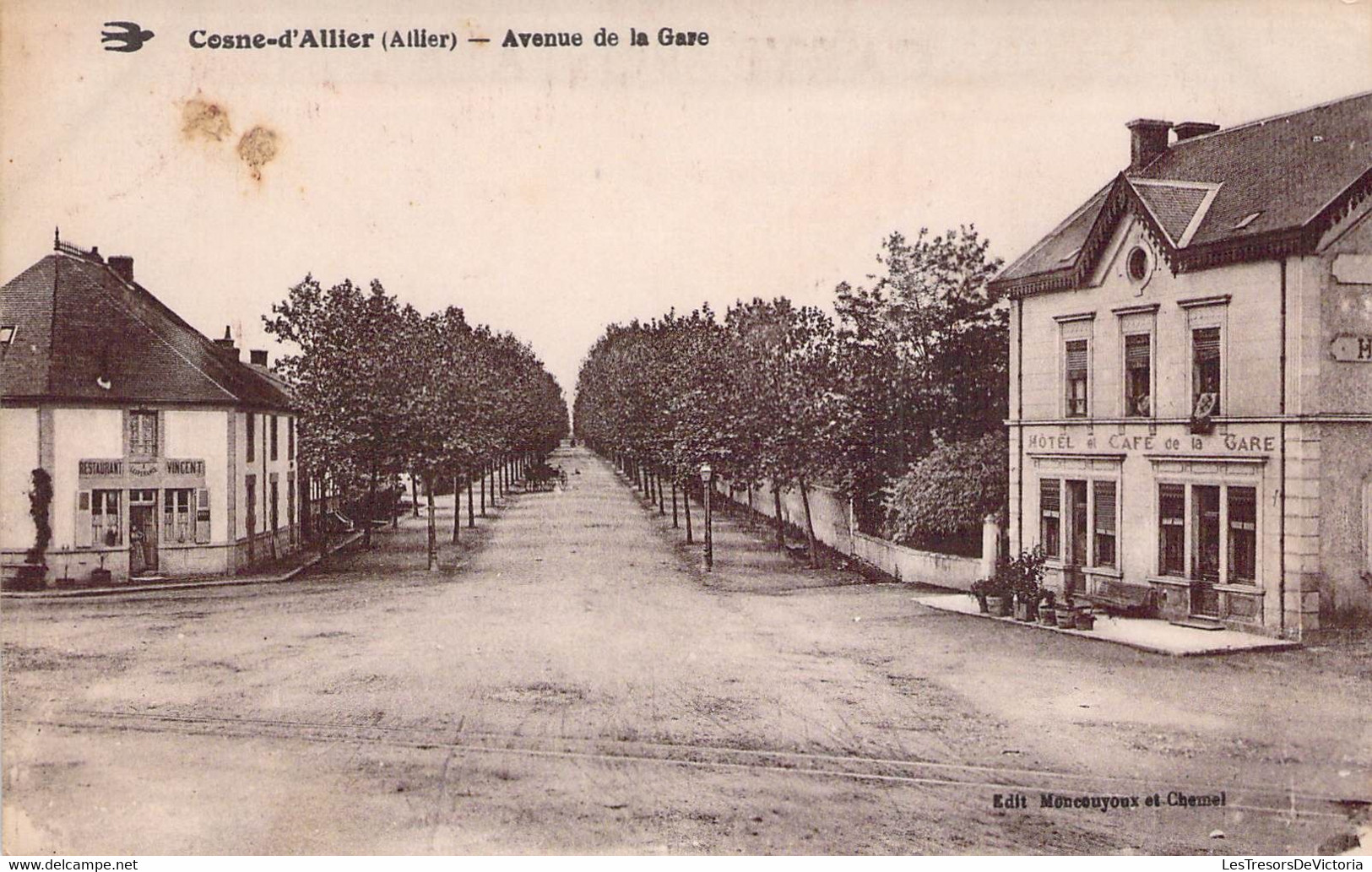 CPA - 03 - Cosne D'Allier - Avenue De La Gare - Café De La Gare - Restaurant Vincent Edt Moncouyoux Et Chemel - Autres & Non Classés